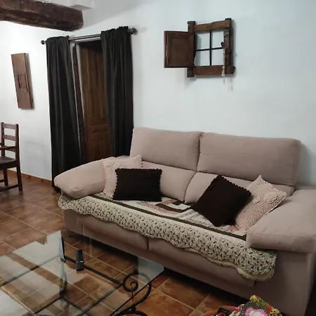 Alcoba Con Patio Del Siglo Xix * Villanueva de Viver